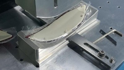 超聲波焊接車燈